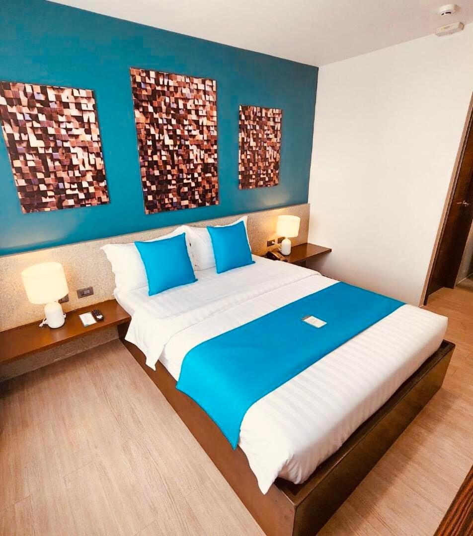 Superior Queen Room